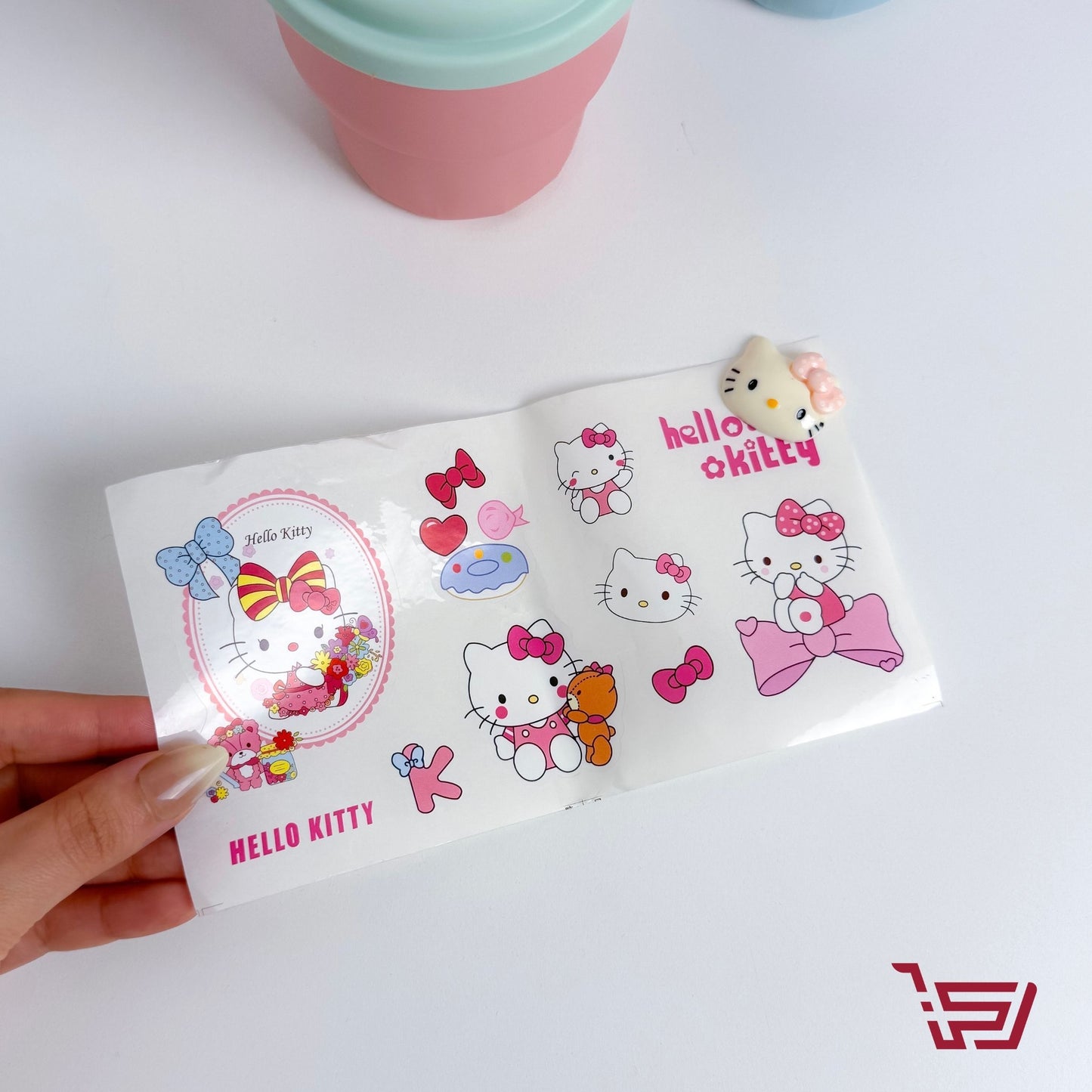 كوب اطفال بلاستك مع قصبة