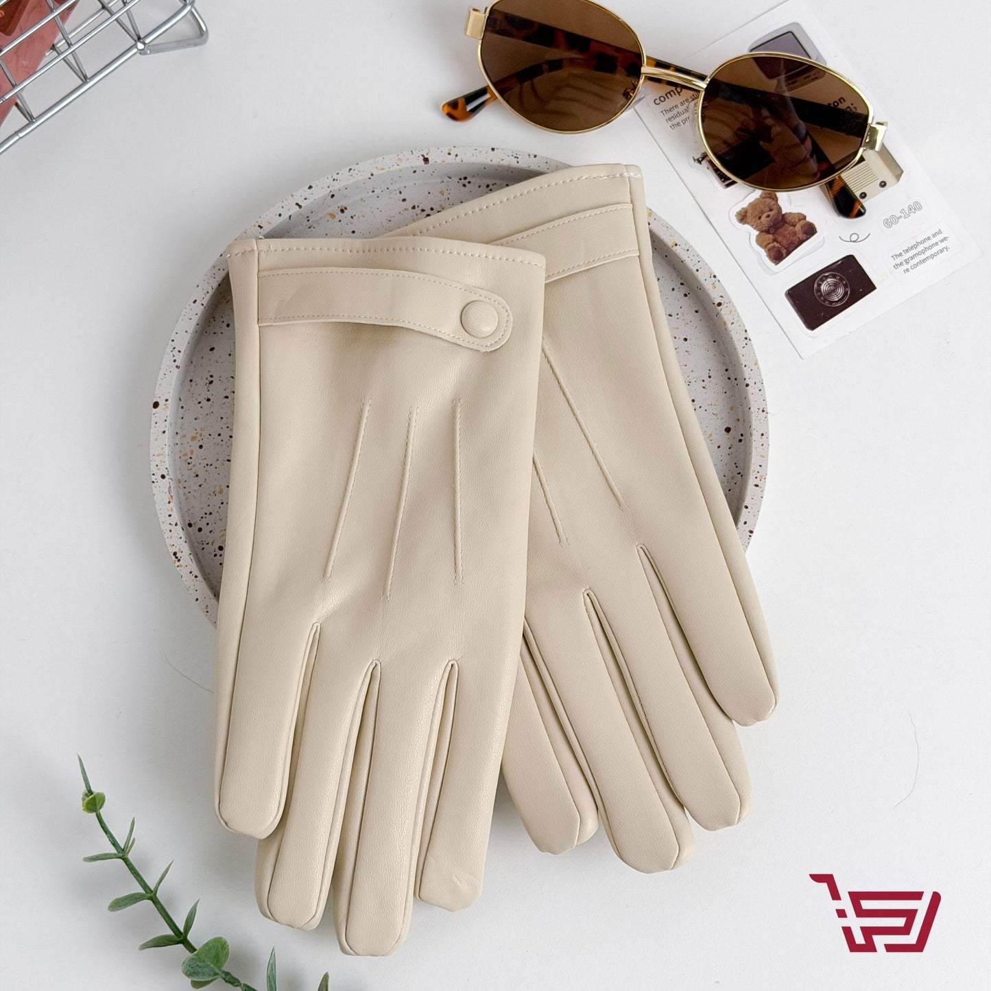 كفوف جلد مبطنة