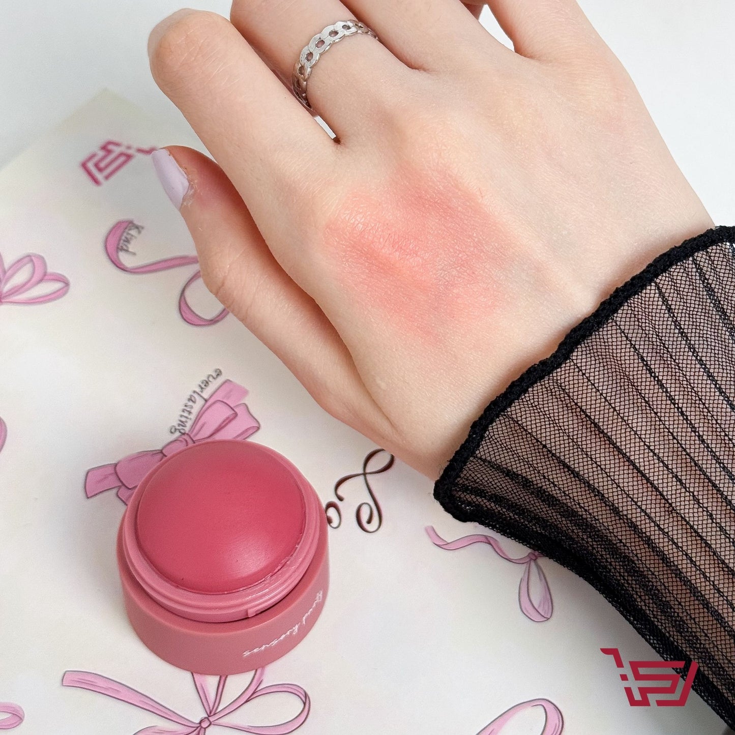 احمر خدود بقوام كريمي blusher