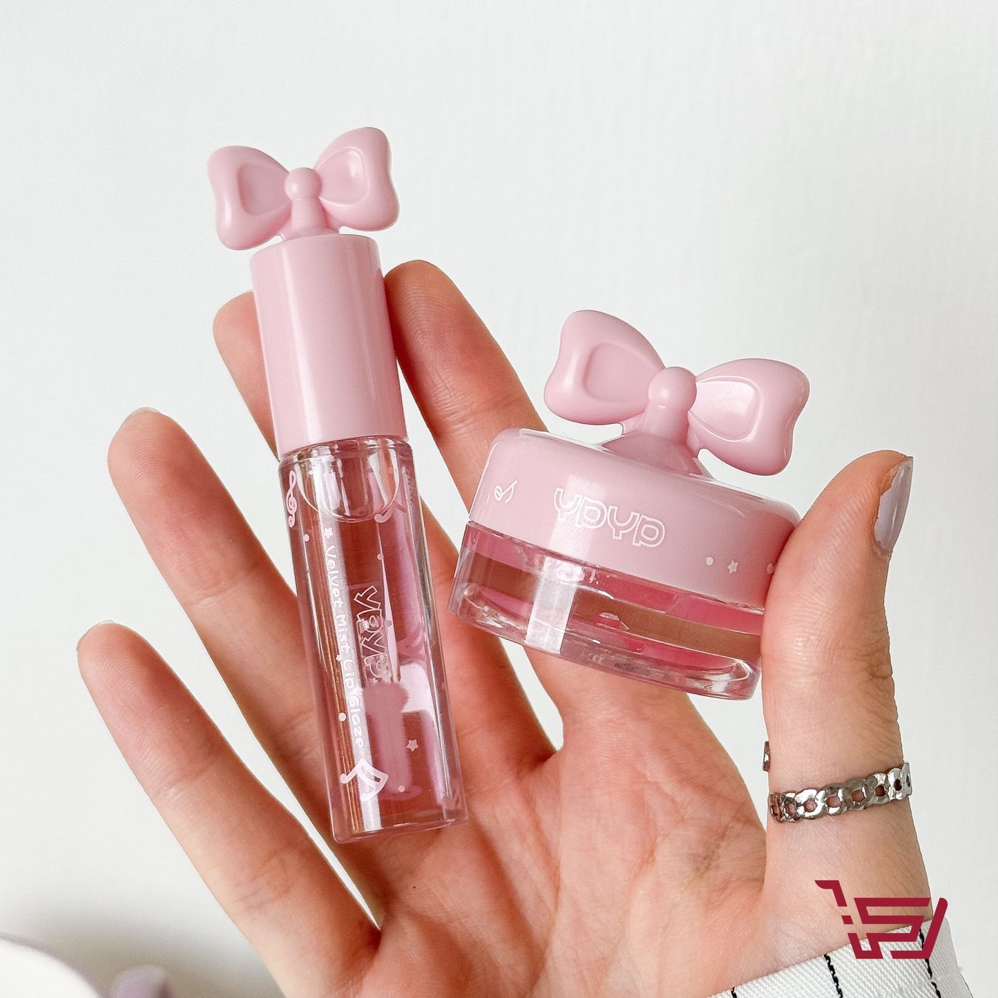 سيت مرطب وملمع شفاه Lip Gloss