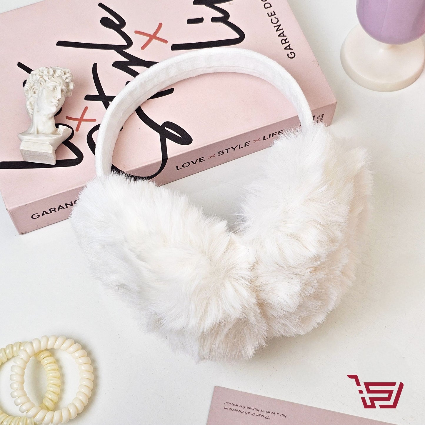 سدادة اذان فرو ناعمة