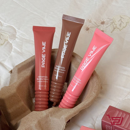 ملمع شفاه  Lip gloss