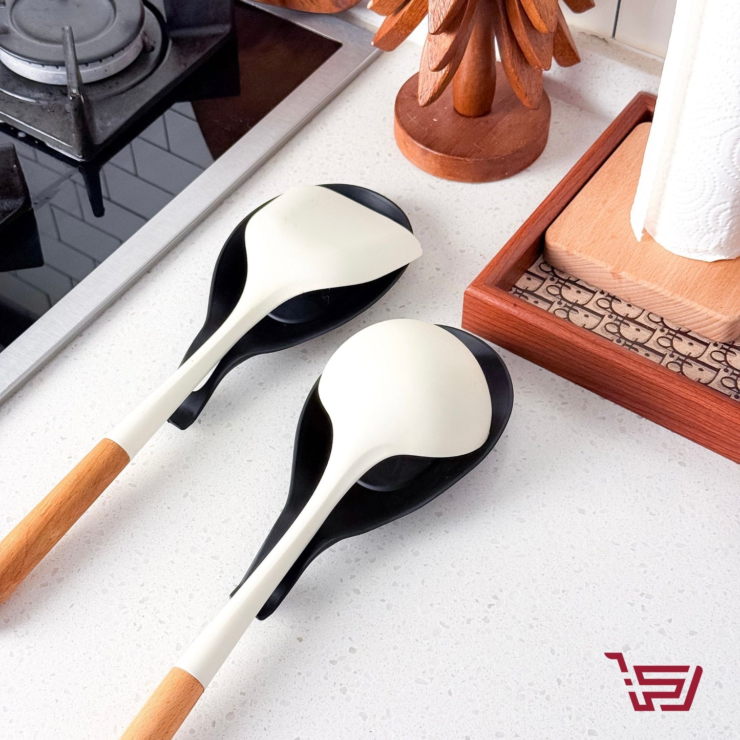 حاملة ملاعق