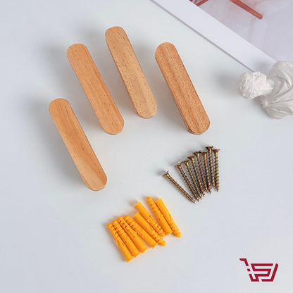 تعليقة ملابس خشب