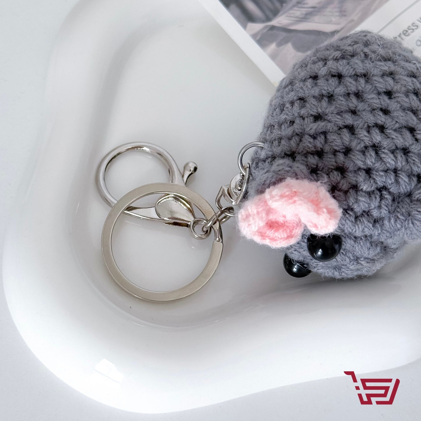 ميدالية الفأرة حياكة  I'm just a girl