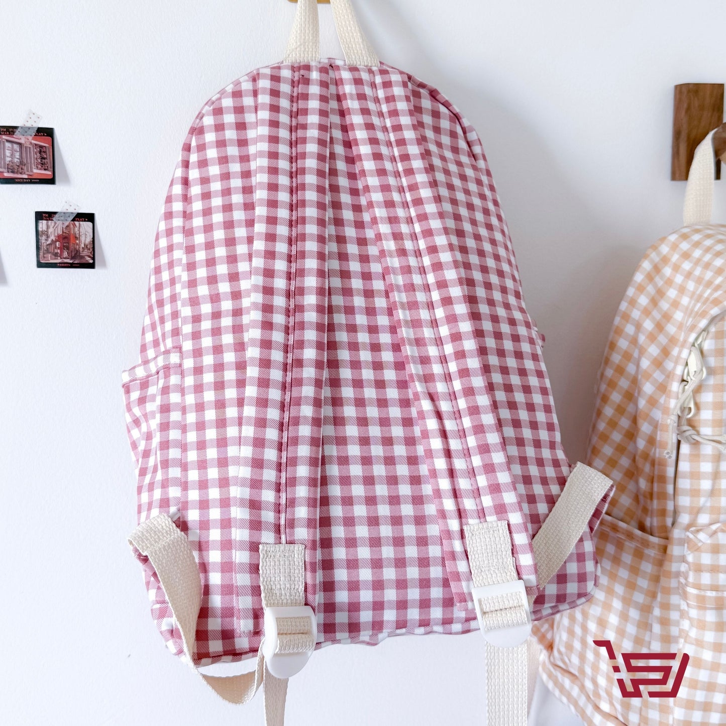 حقيبة ظهر الفيونكة