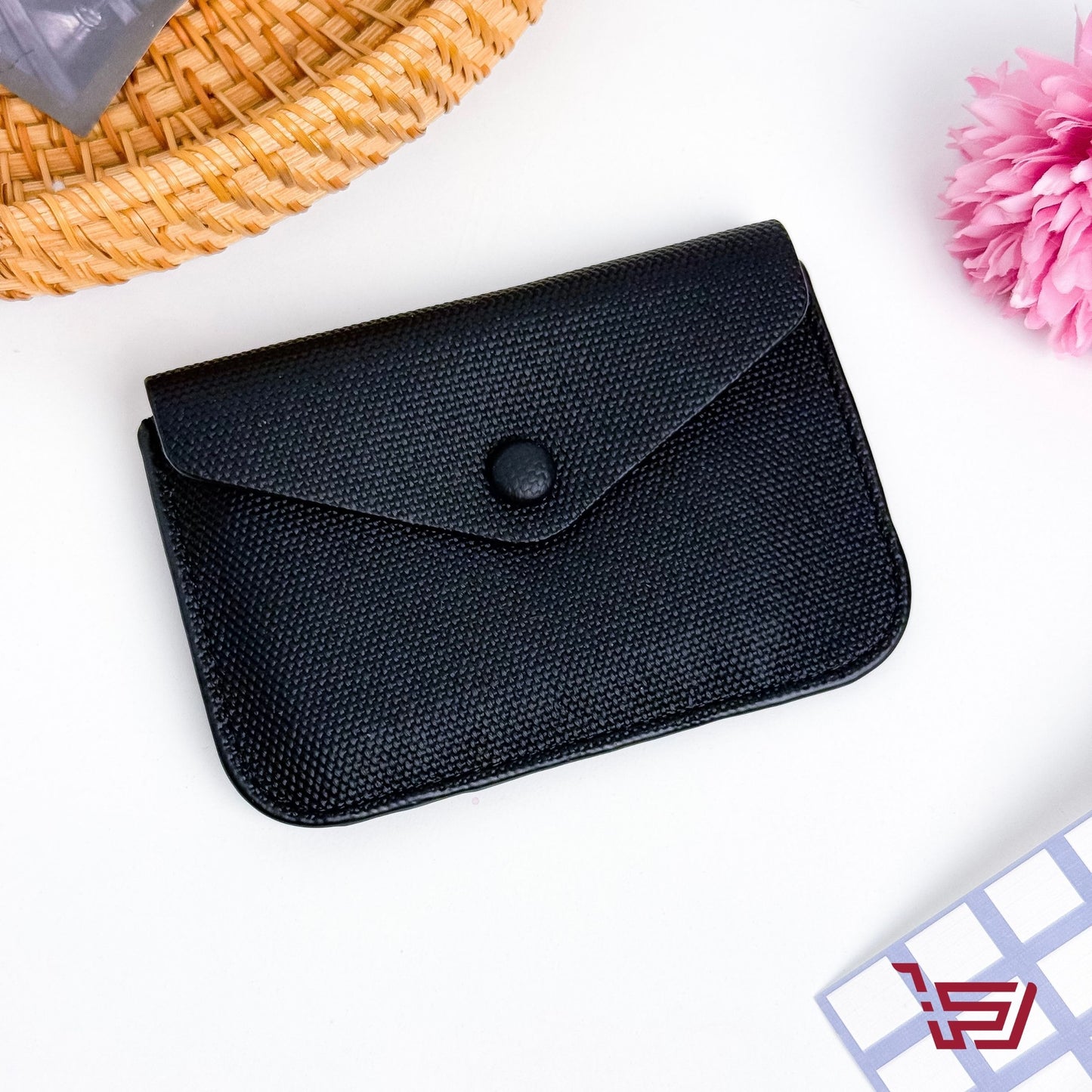 محفظة نقود وبطاقات