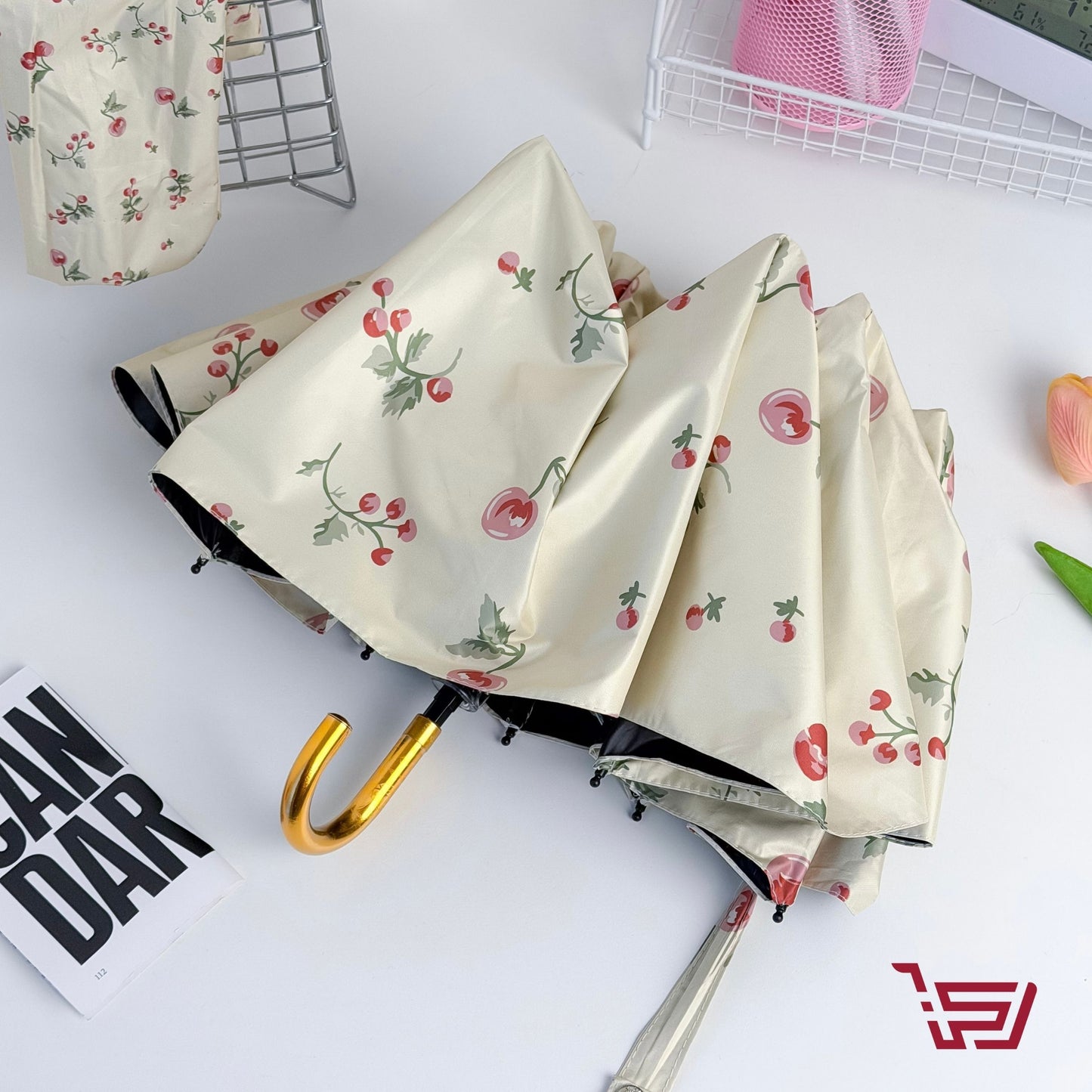 مظلة شمسية بطبعات الكرز