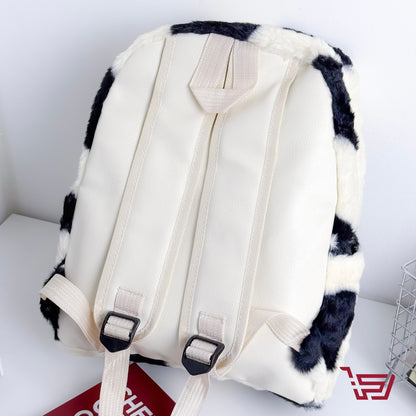 حقيبة ظهر فرو منقطة