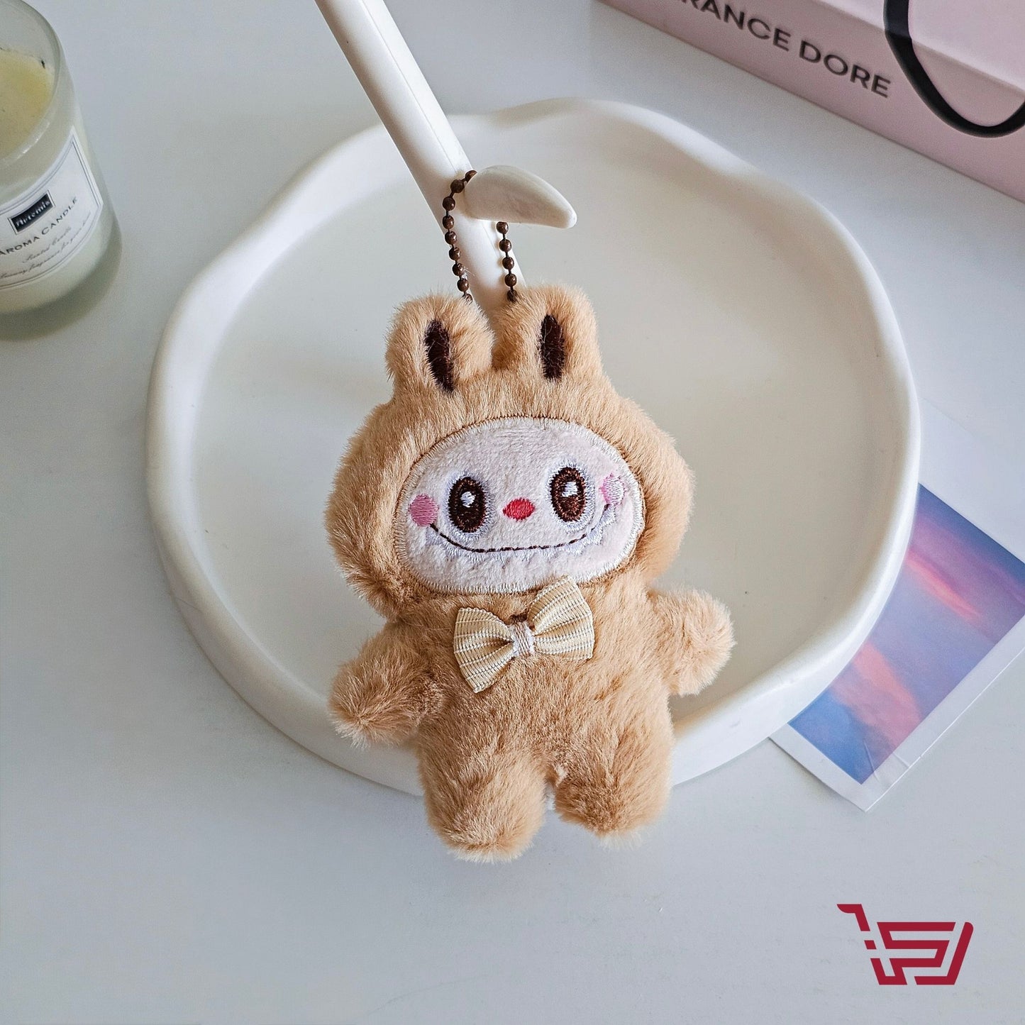 مدالية دمية اللابوبو