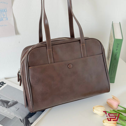 حقيبة كتف جلد