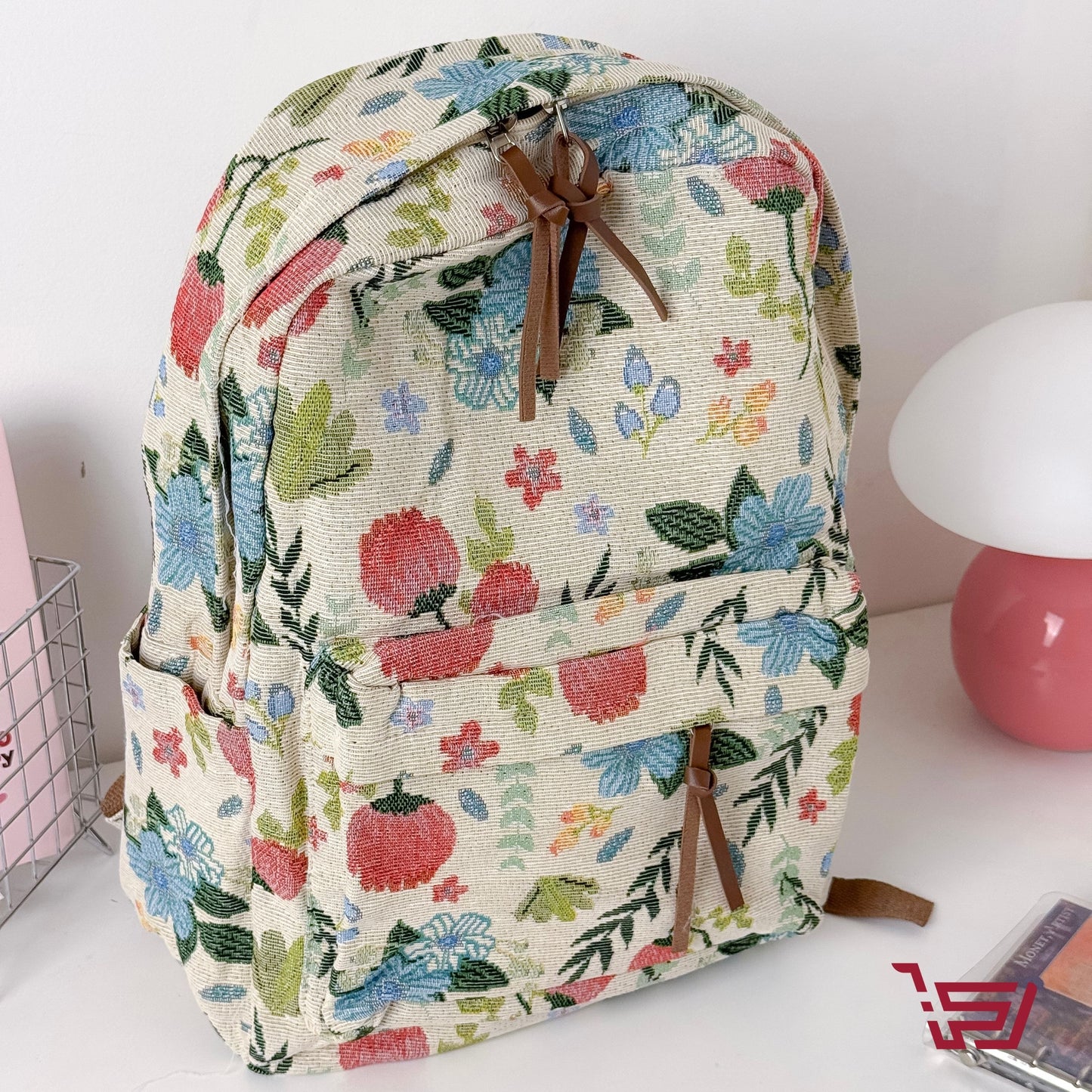 حقيبة ظهر بنقشات الورود