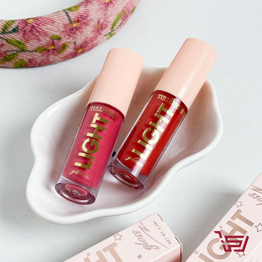 Lip Gloss ملمع شفاه خفيف مرطب