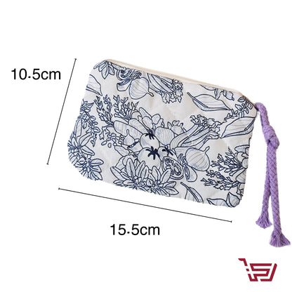 محفظة كوزمتك بأشكال مختلفة