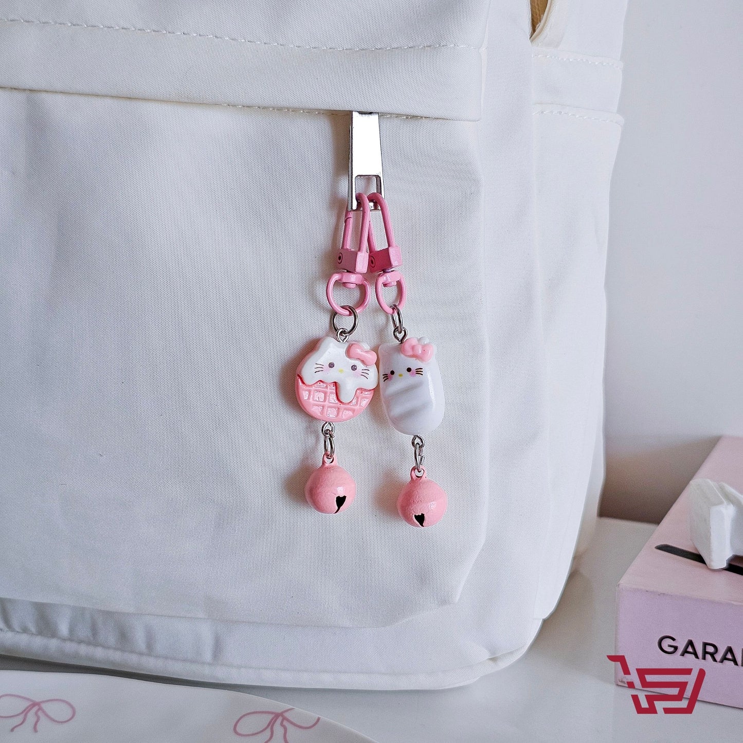 مدالية هيلو  كيتي