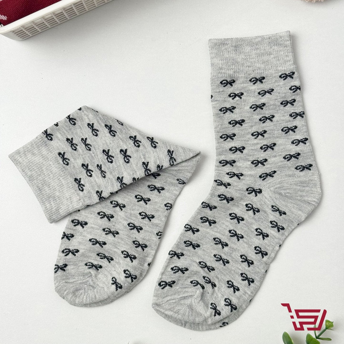 جواريب قطنية بطبعات مختلفة