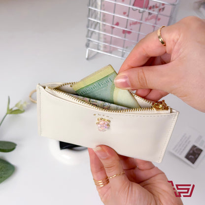 محفظة نقود وبطاقات