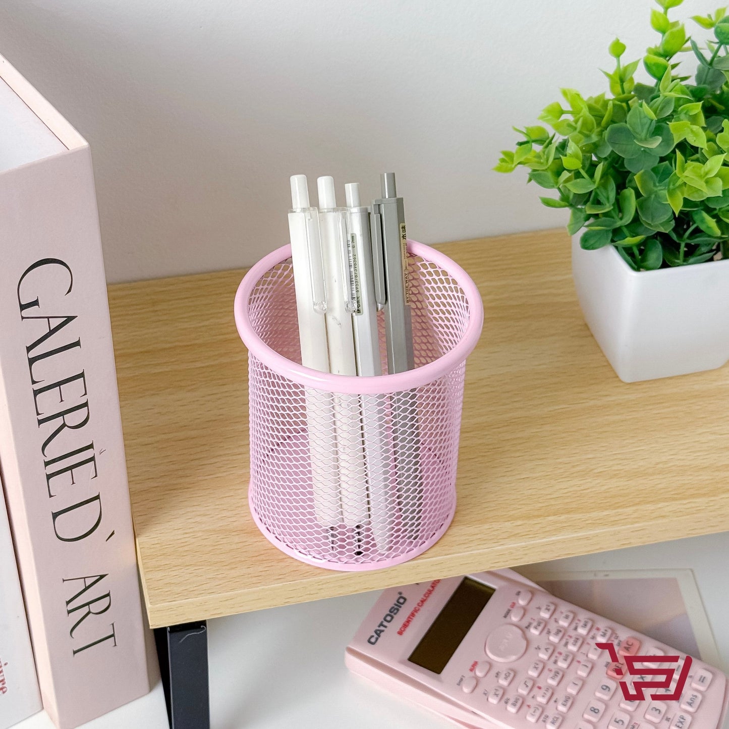 مقلمة اقلام حديد شبكية