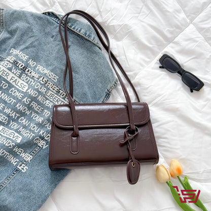 حقيبة كتف جلد