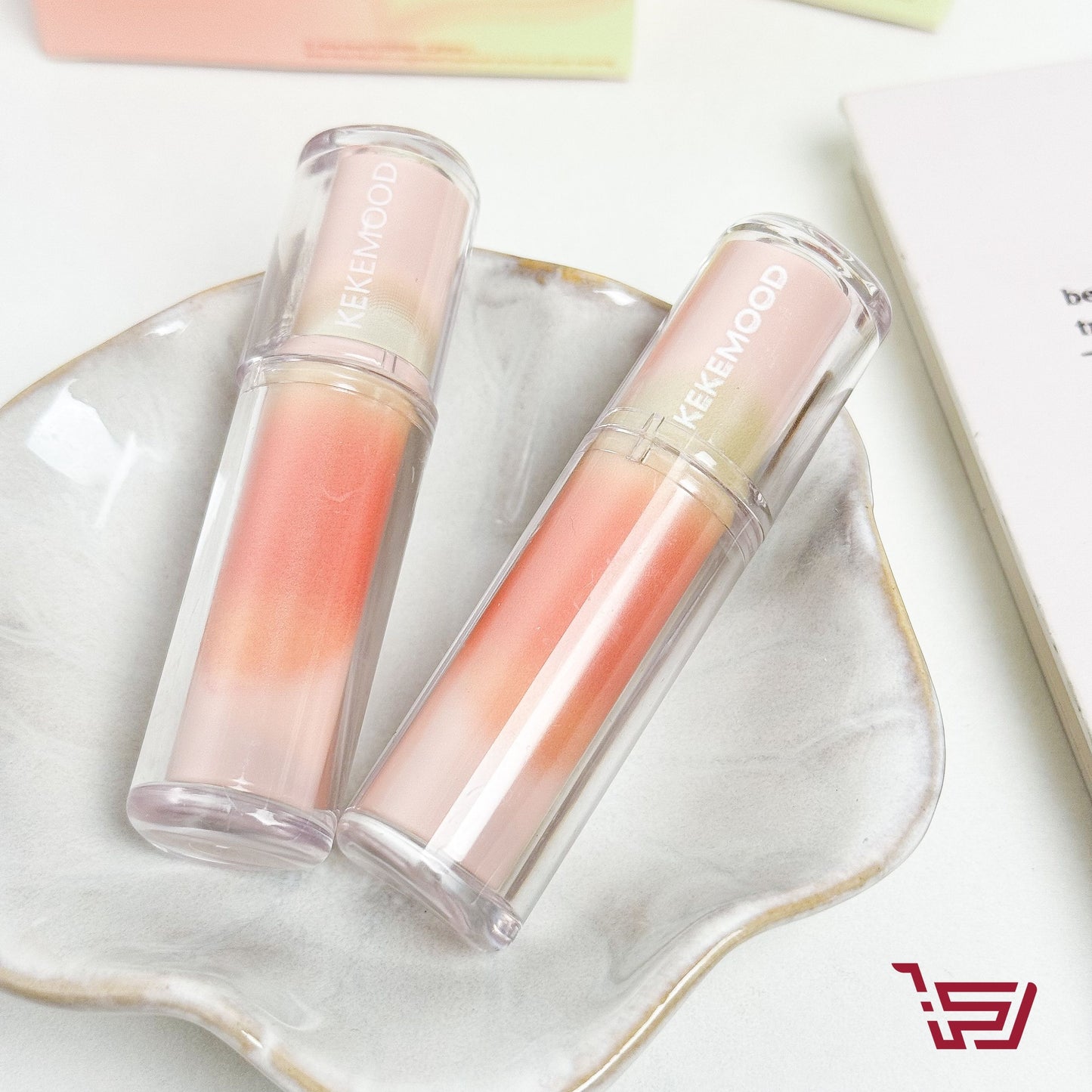 احمر شفاه مرطب لامع Lip Gloss