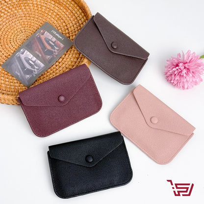 محفظة نقود وبطاقات