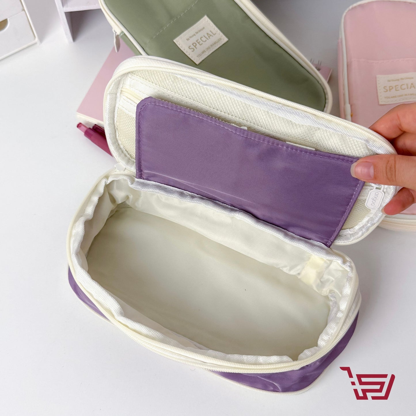 محفظة اقلام