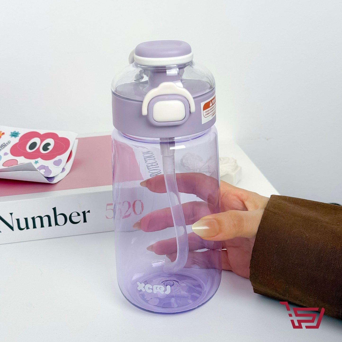 مطارة بلاستك مع ستكرات