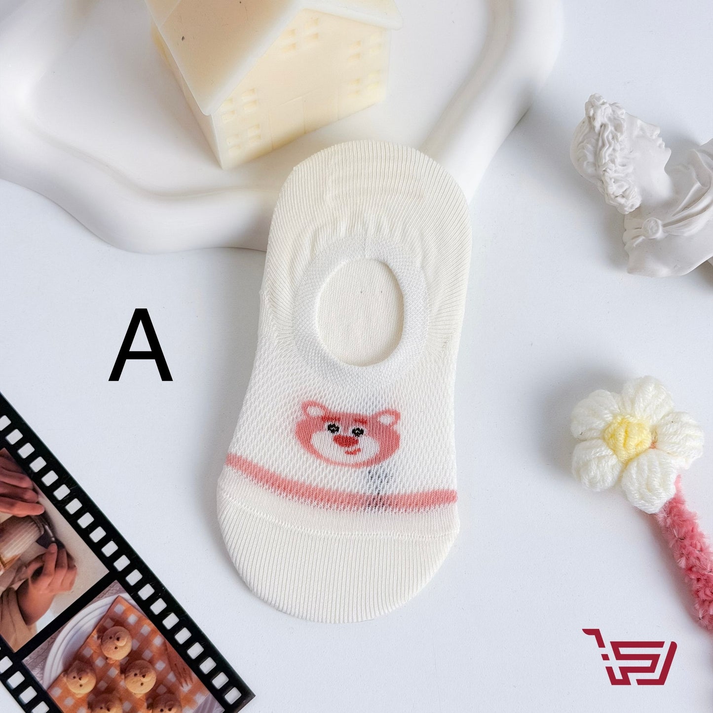 جواريب قطينة بطبعات متعددة