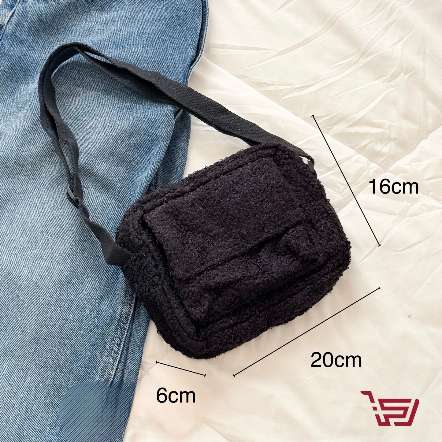 حقيبة كتف صغيرة  صوف