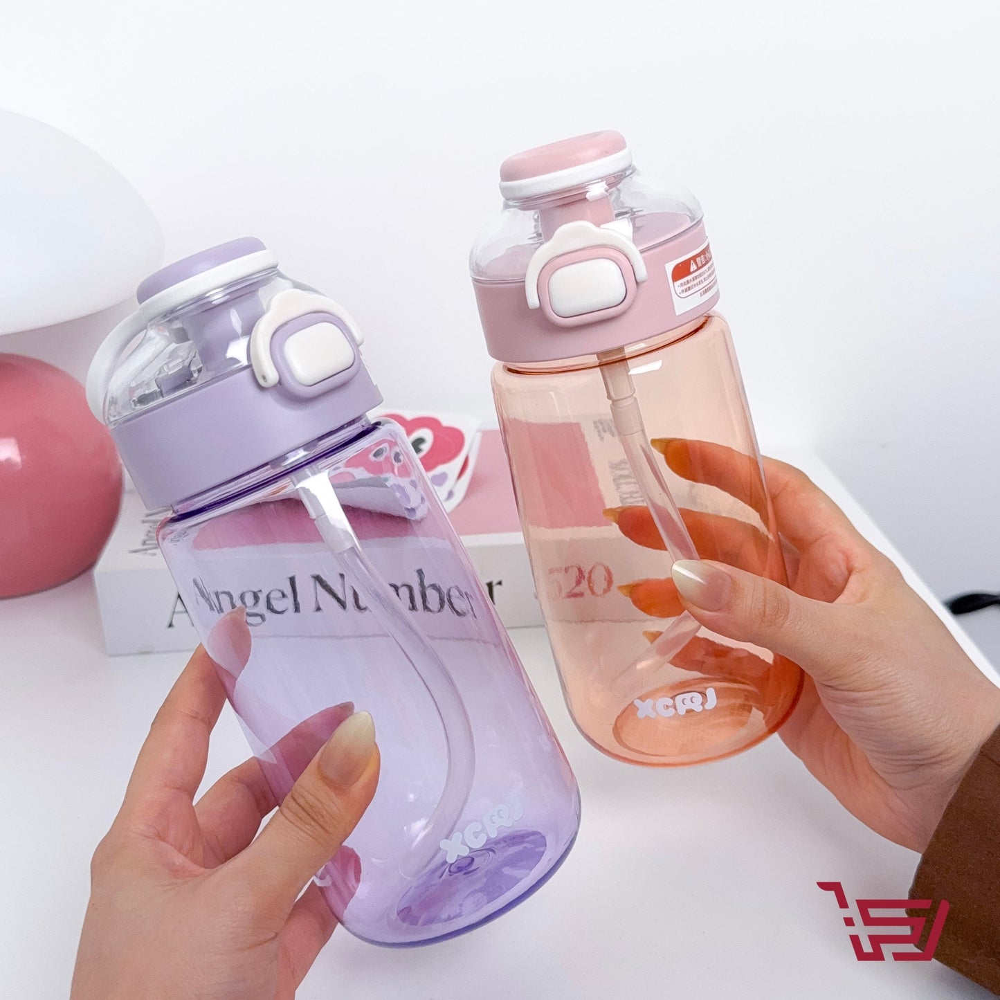 مطارة بلاستك مع ستكرات