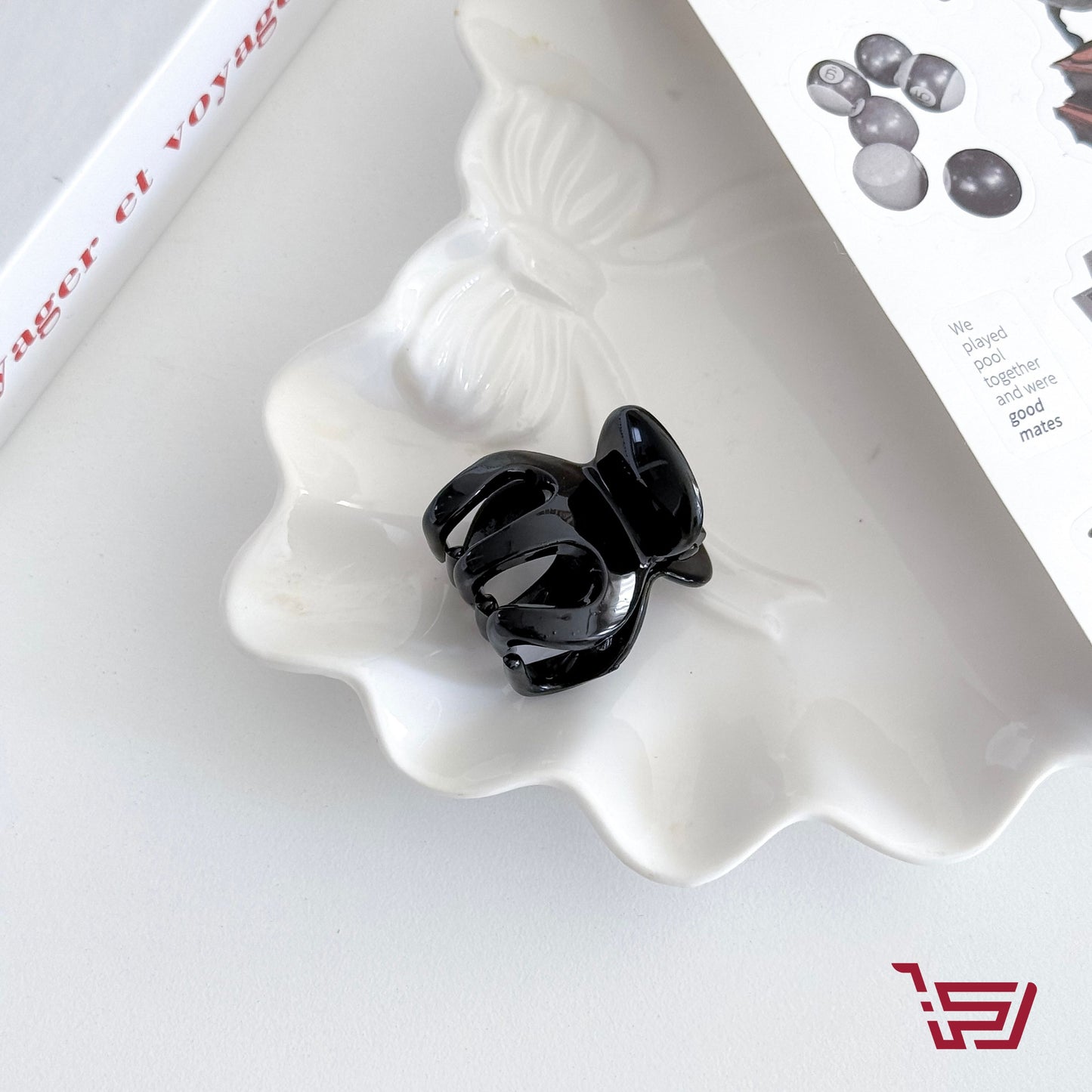 قراصة شعر صغيرة ponytail