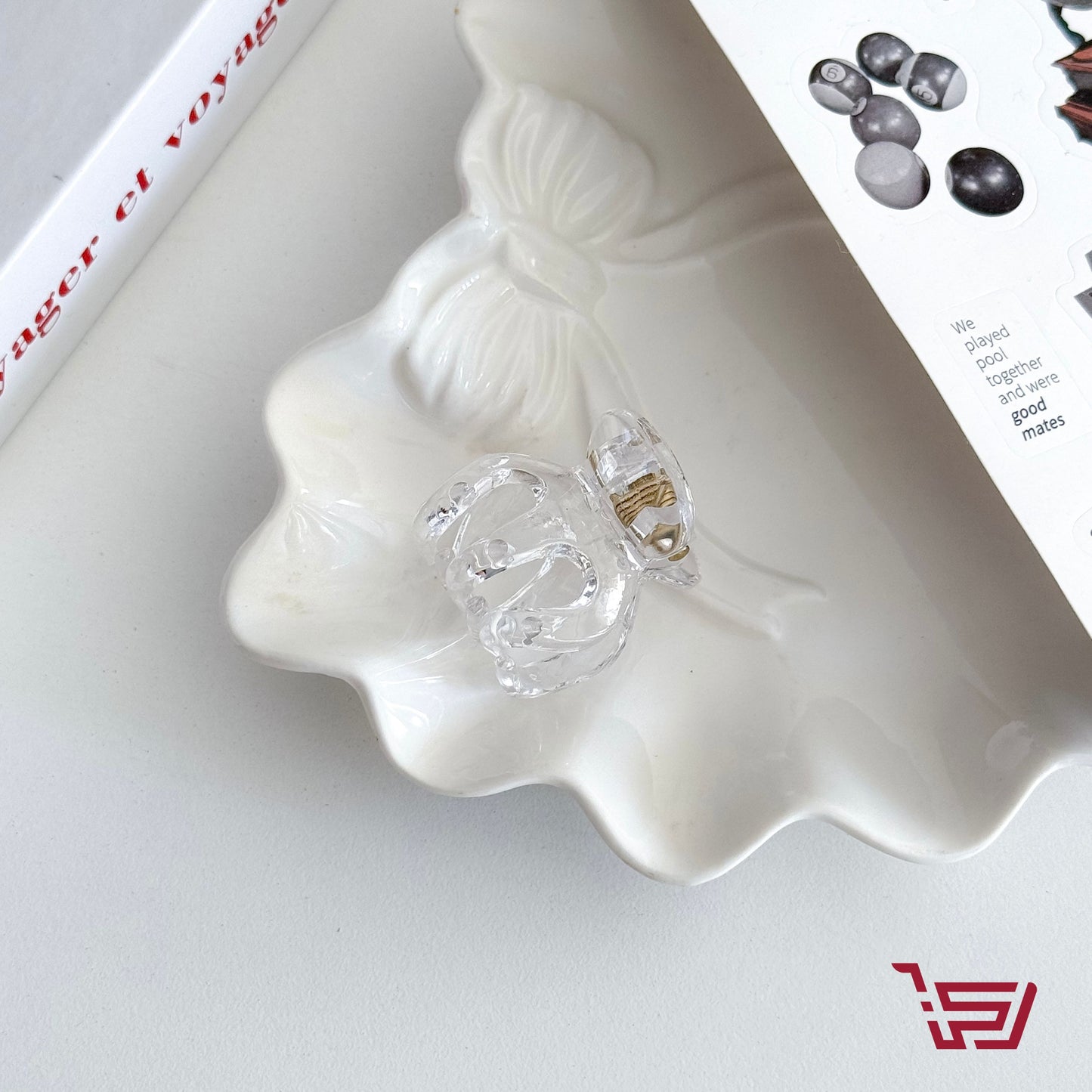 قراصة شعر صغيرة ponytail