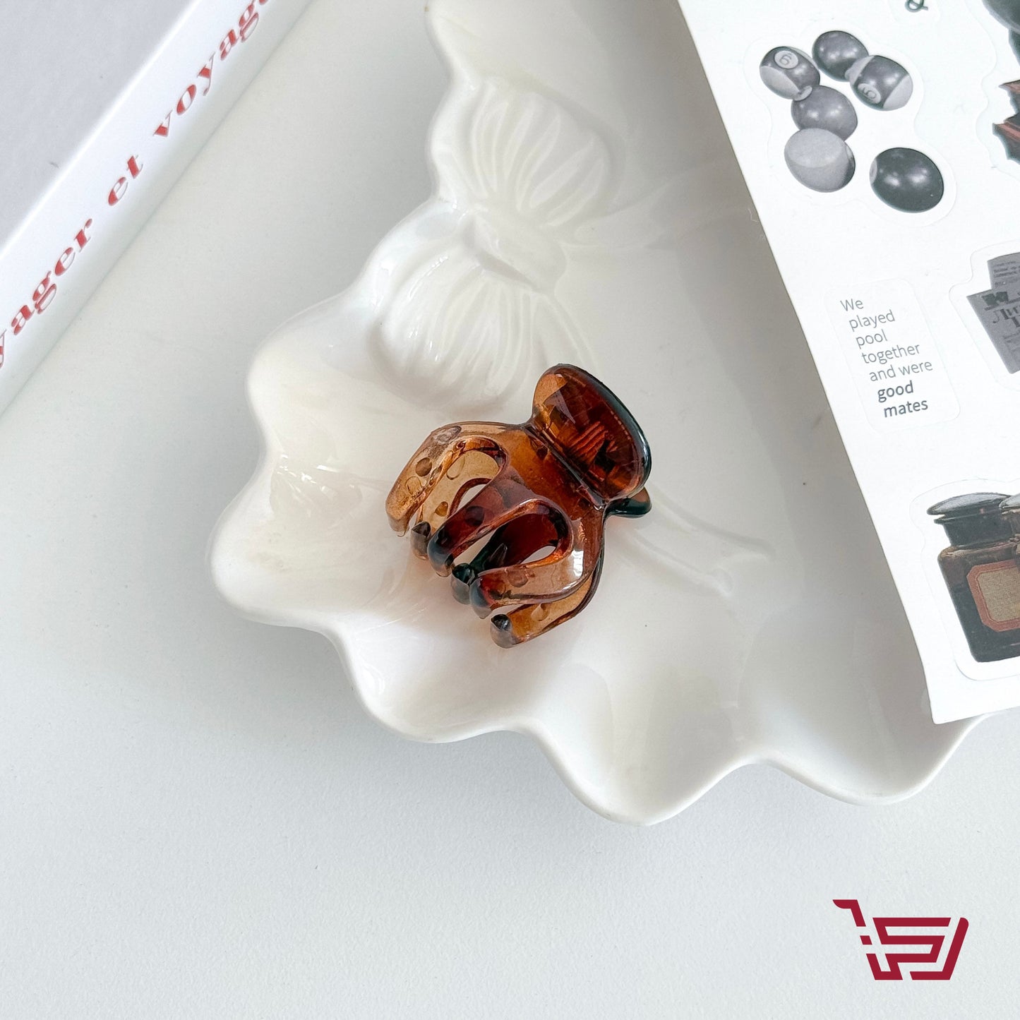 قراصة شعر صغيرة ponytail