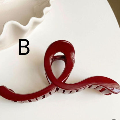 مشبك شعر احمر