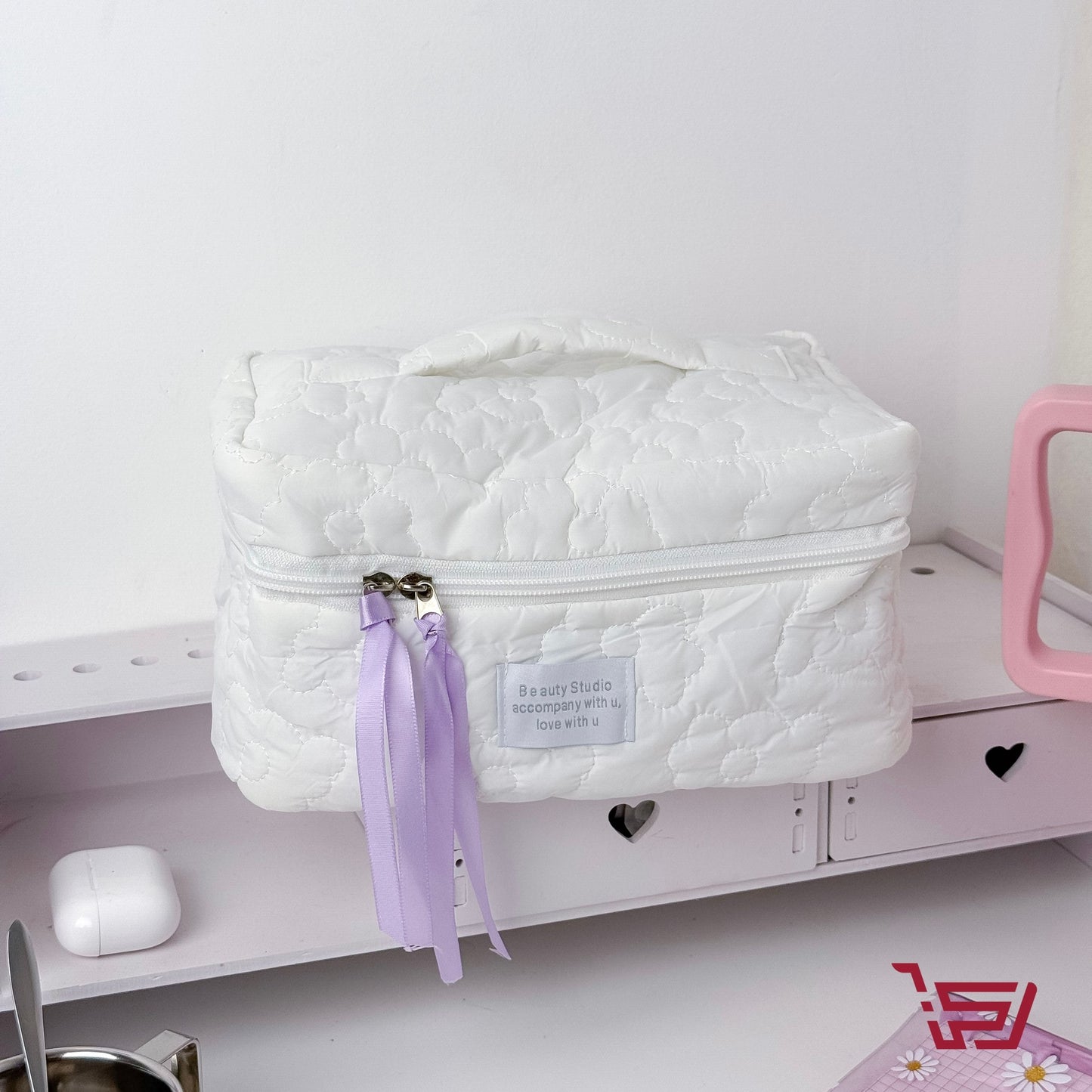 حقيبة مكياج بسعة كبيرة