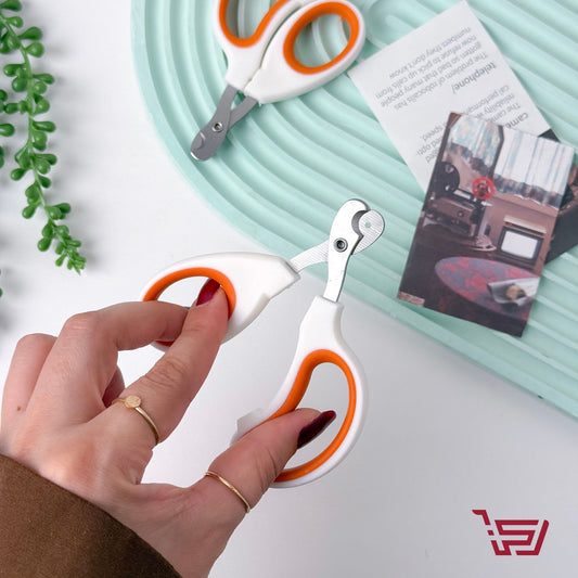 مقص لتقليم اظافر القطط