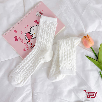 جواريب طويلة منسوجة