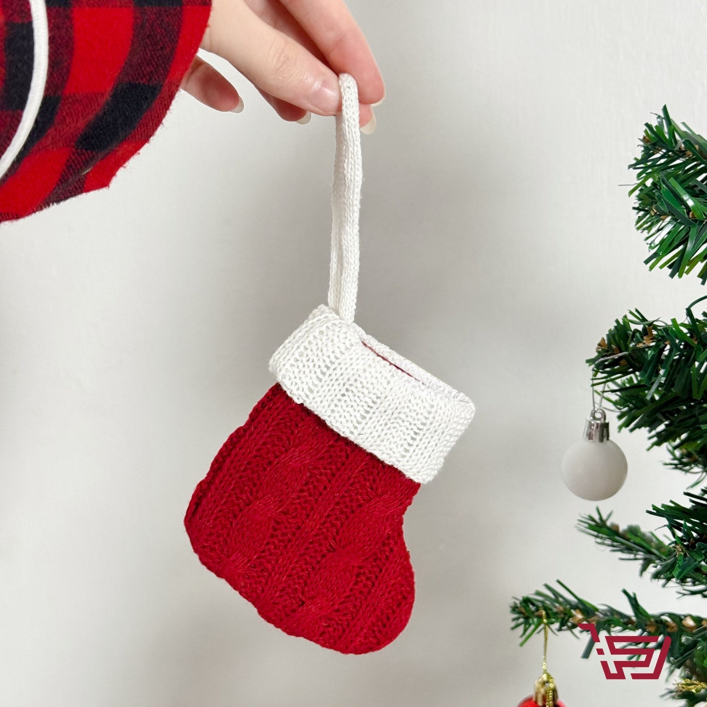 تعليق جواريب سانتا كلوز