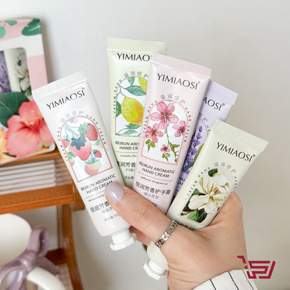 علبة سيت كريم مرطب لليدين برائحة الزهور