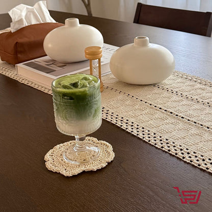 مفرش كوب حياكة بتصميم الزهور