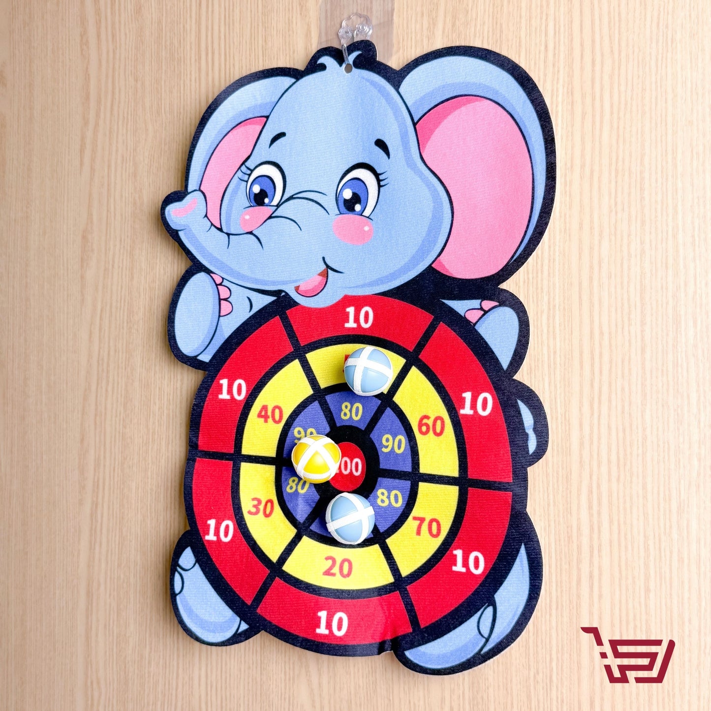 لعبة رمي الكرات اللاصقة