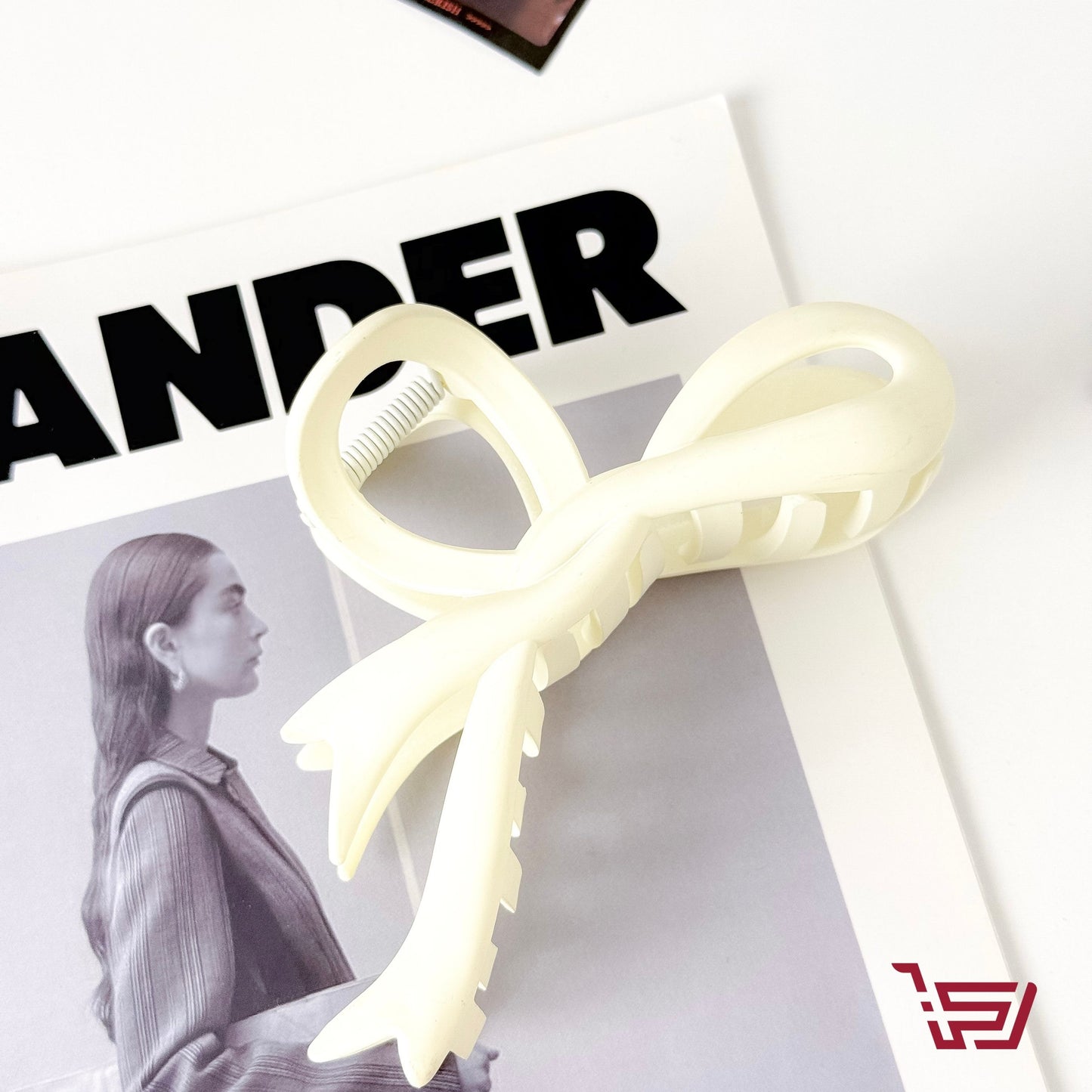 قراصة شعر الفيونكة