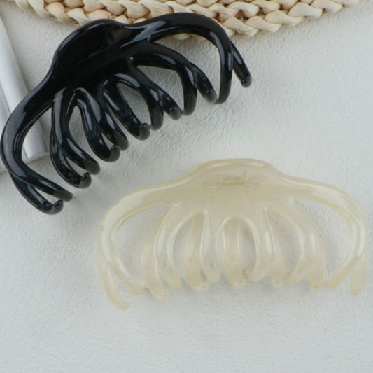 مشبك شعر مخلبي