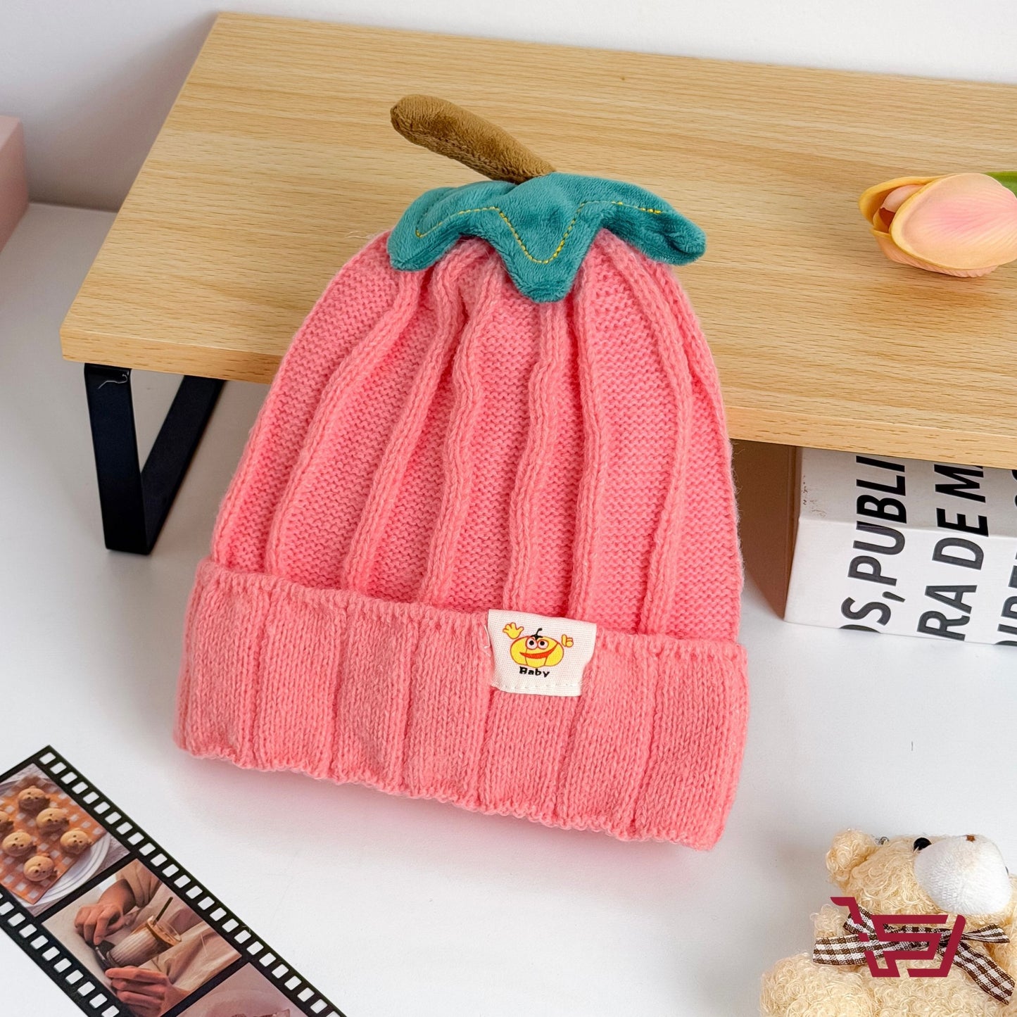 قبعة صوف بشكل اليقطين