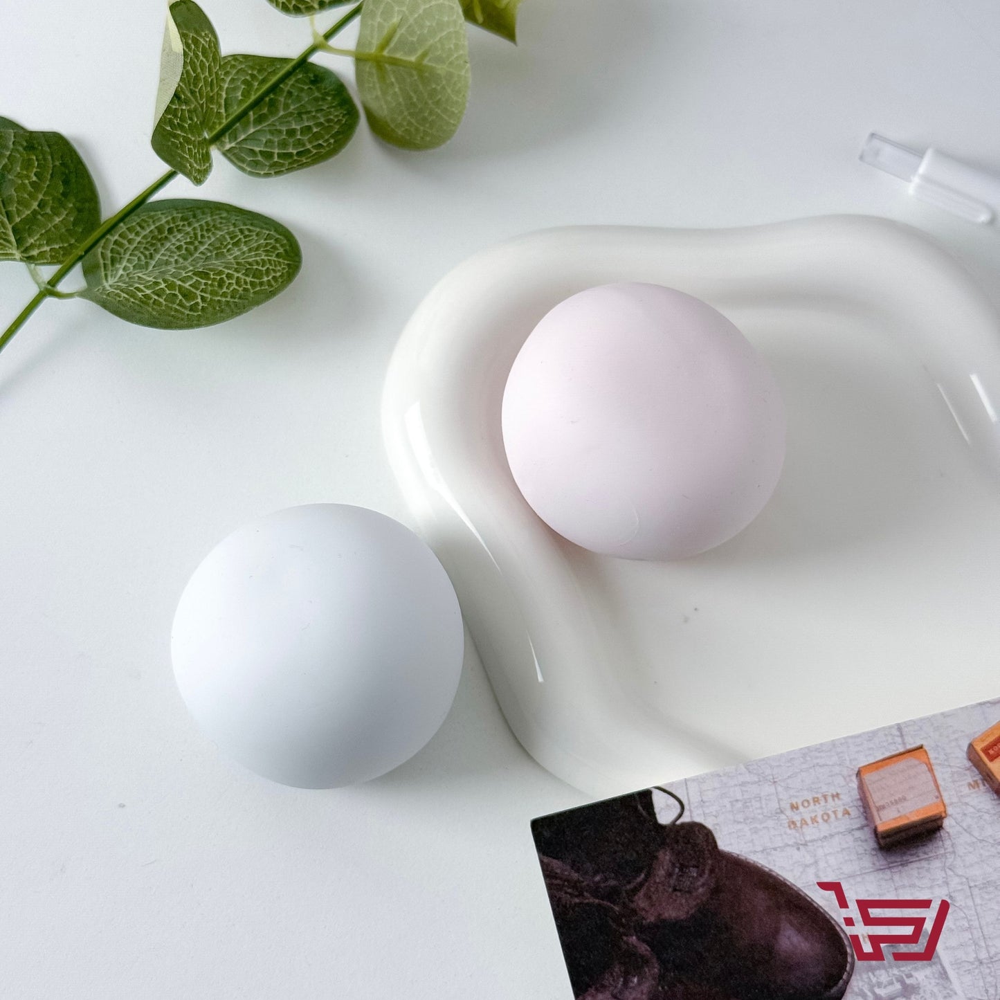 كرة مرنة لازالة التوتر