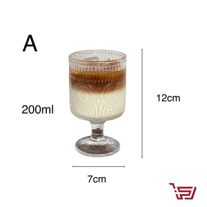 كأس زجاج بسعة كبيرة مزخرف