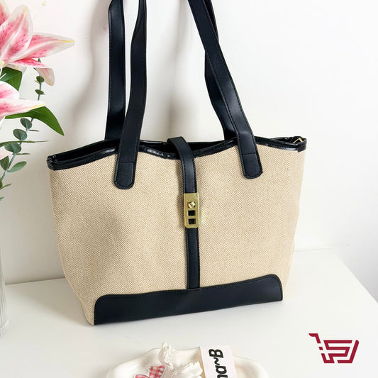 توت باك قماش كبيرة