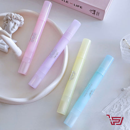 مزيل صبغ اظافر