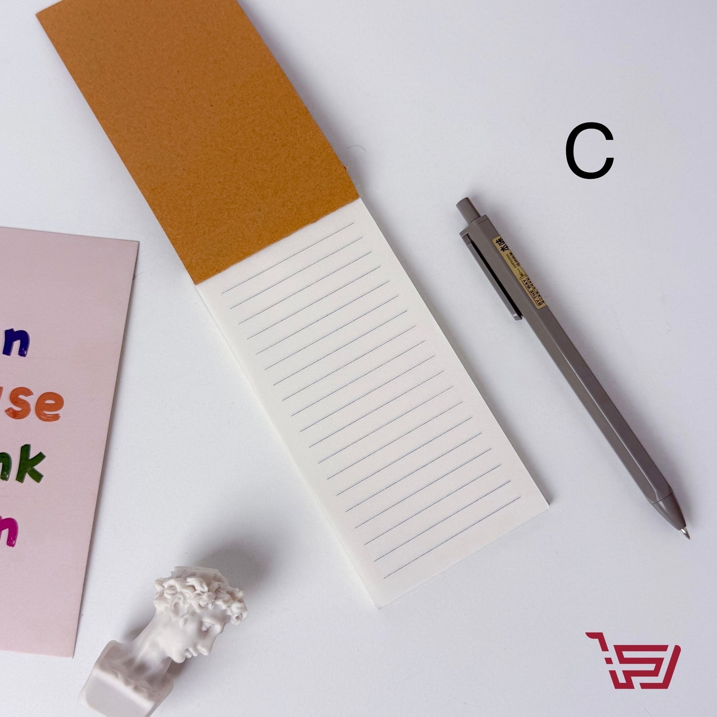 دفتر ملاحظات صغير