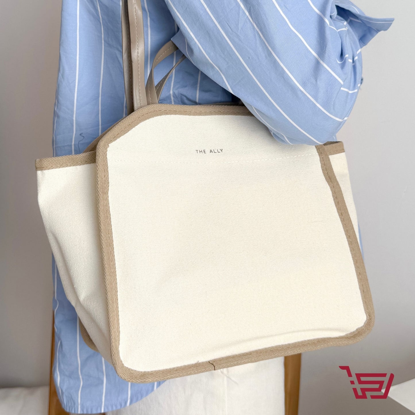 حقيبة يد مع محفظة